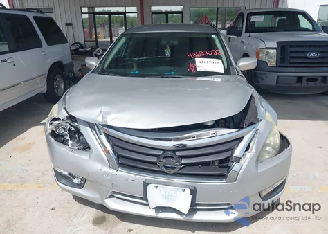 2015 Nissan Altima 2.5 S z USA, uszkodzony, nr VIN 1N4AL3AP7FC285026